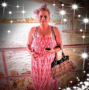 Meet your Posher, Ginger